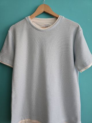CAMISETA DE HOMBRE. MARCA ZARA 