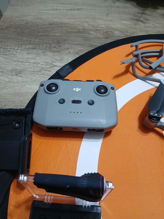 DJI Air 2 Combo - Drone