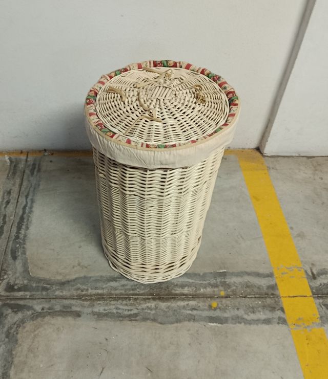 Cesta ropa mimbre blanco
