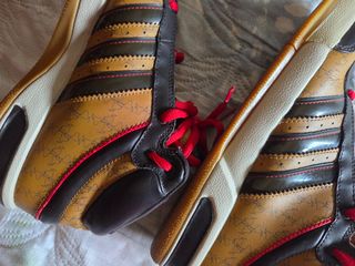 Tenis Adidas 44 (43)