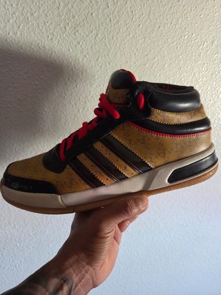 Tenis Adidas 44 (43)