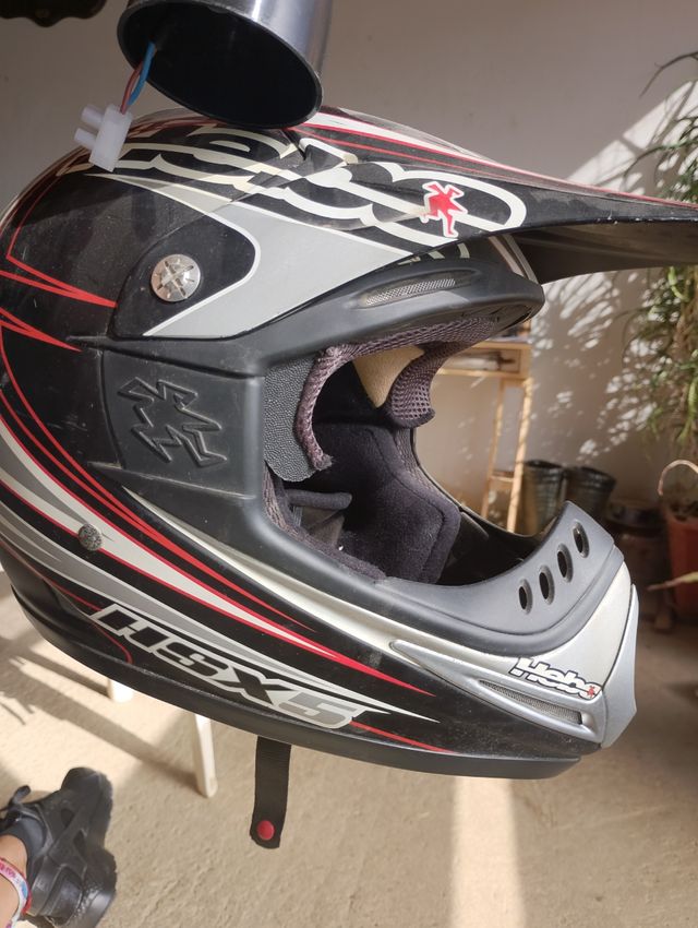 Lámpara casco reciclada