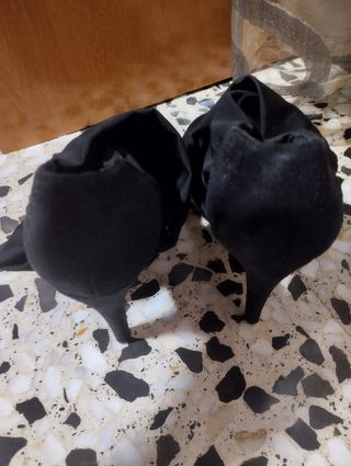 Zapatos negros tacón alto