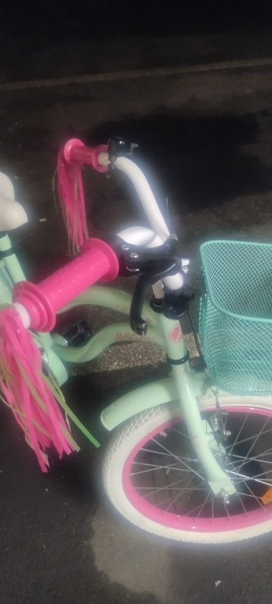 Bicicleta niña 20" con cesta 