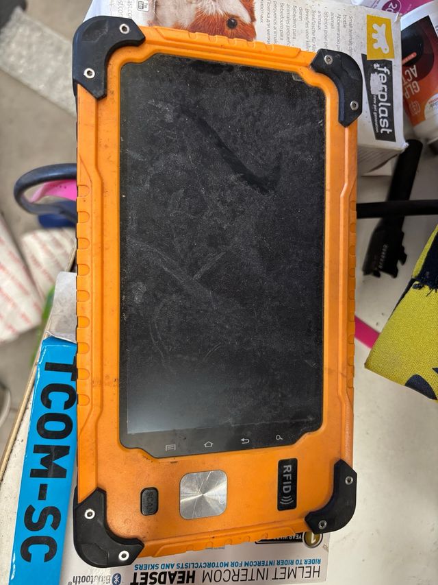 Tablet robusta Getac ZX70 naranja