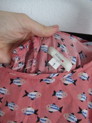 Kling rosa estampado nido de abeja escote vestido