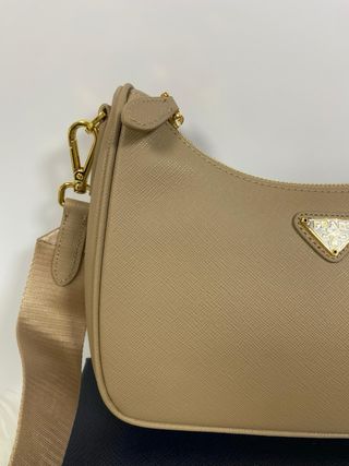 Bolso Prada Re-Edition Beige