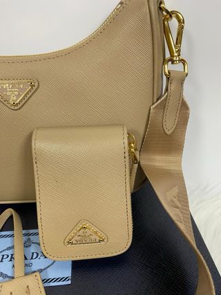 Bolso Prada Re-Edition Beige