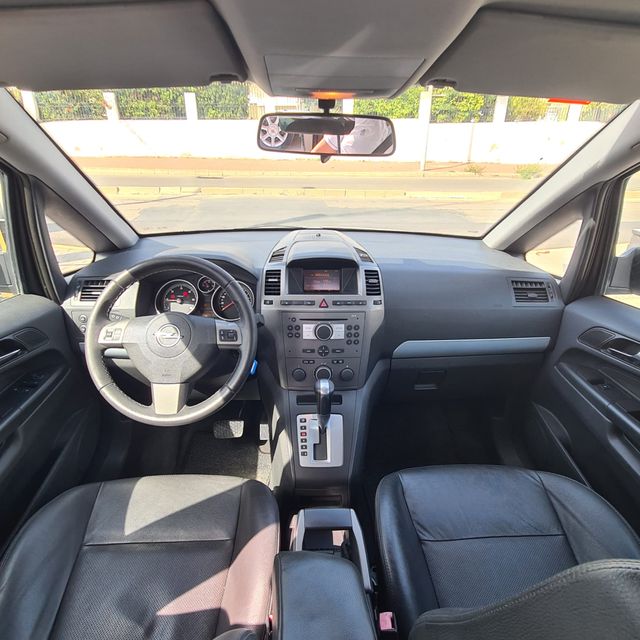 Opel Zafira 1.9 CDTI 7 PLAZAS AUTOMÁTICO