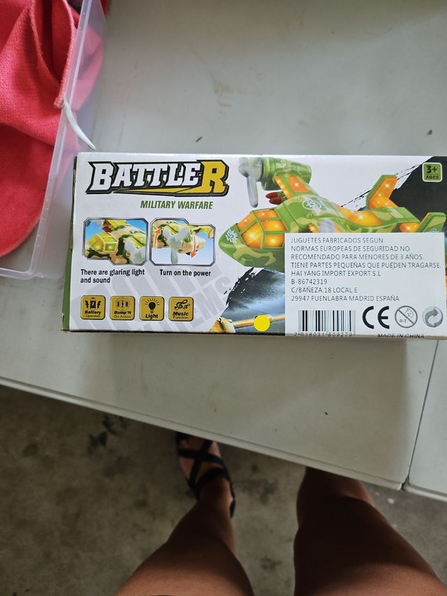 Avión militar BattleR con luces y sonido