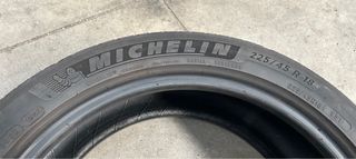 Neumático Michelin 225/45R18 95Y
