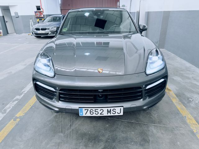 Porsche Cayenne coupe 
