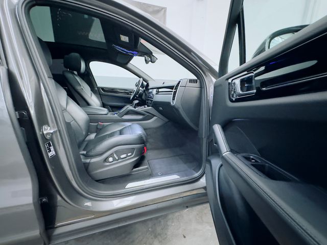 Porsche Cayenne coupe 