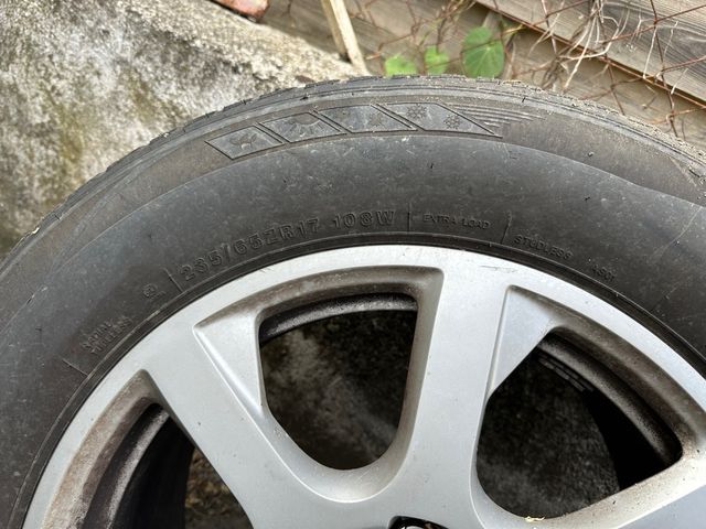 4 Llantas Audi Q5 c/neumáticos