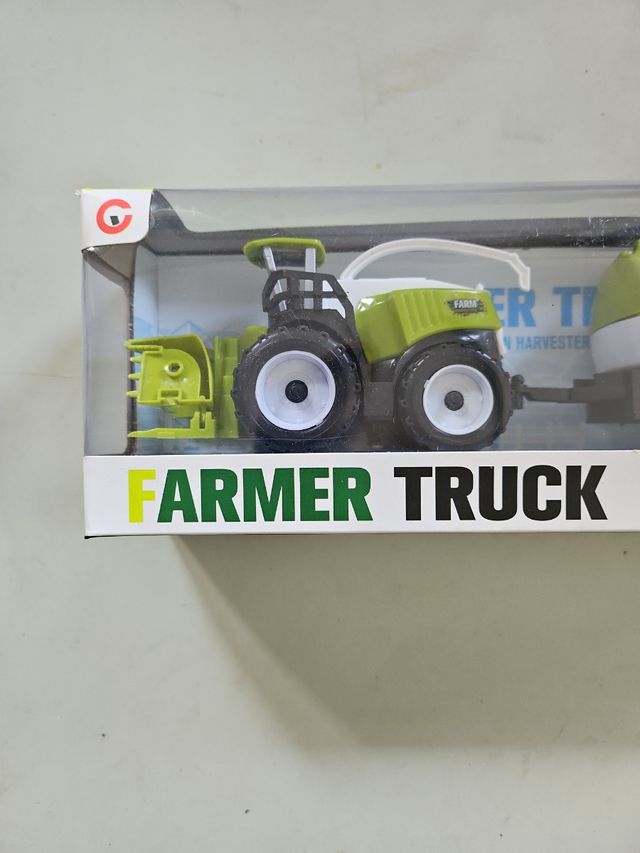 Camión Granja Juguete - 12€