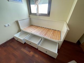 Sofá cama blanco - 3 cajones