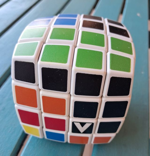2 Cubos Rubik 