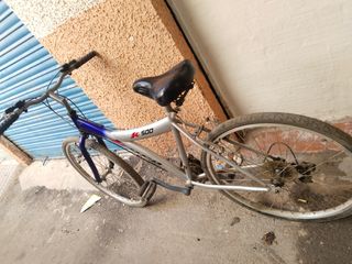 Bicicleta K500 usada
Tiene la cadena rota 
