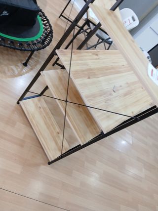 Mesa escritorio con estanteria - Madera y metal