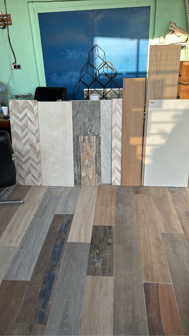 Azulejos y baldosas suelo