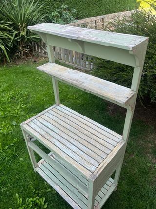 Estantería jardín - madera verde