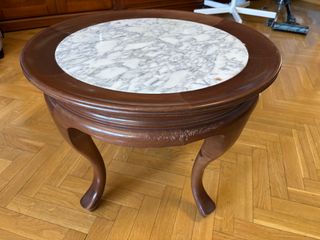 Mesita redonda mármol-madera