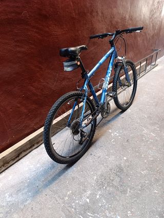 Bicicleta Giant Rin 26