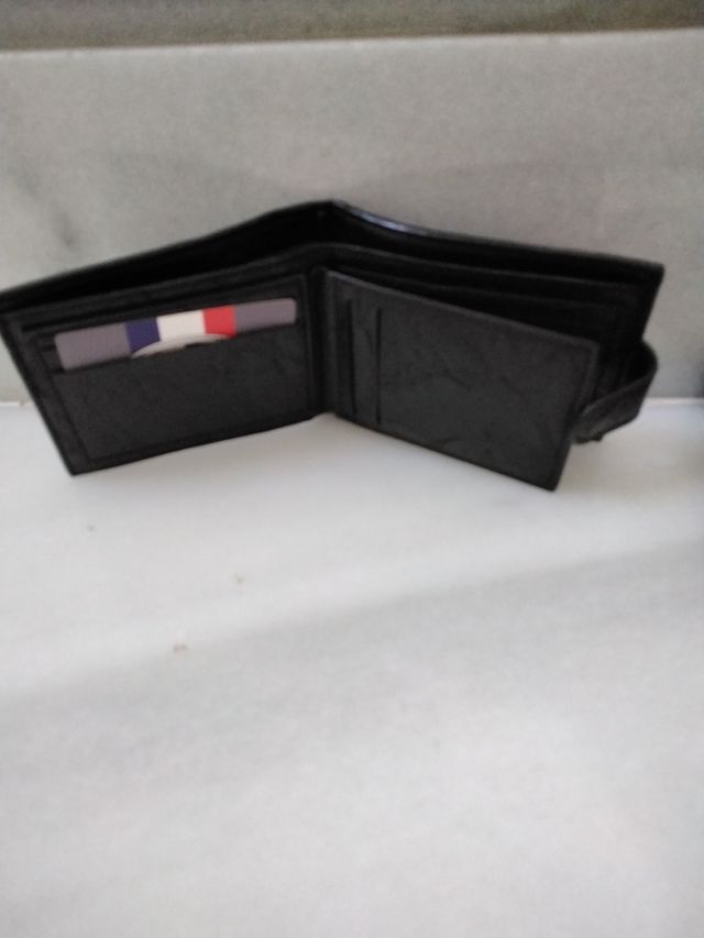 Cartera negra - Piel sintética