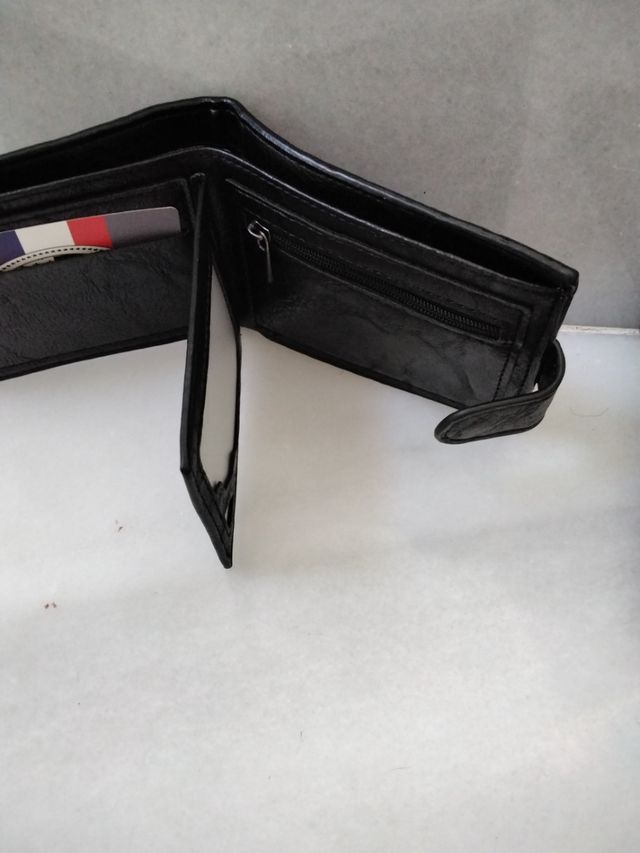 Cartera negra - Piel sintética