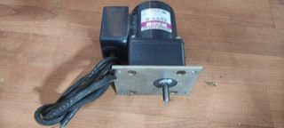Motor reductor pellets 17cm nuevo.vendo o cambio