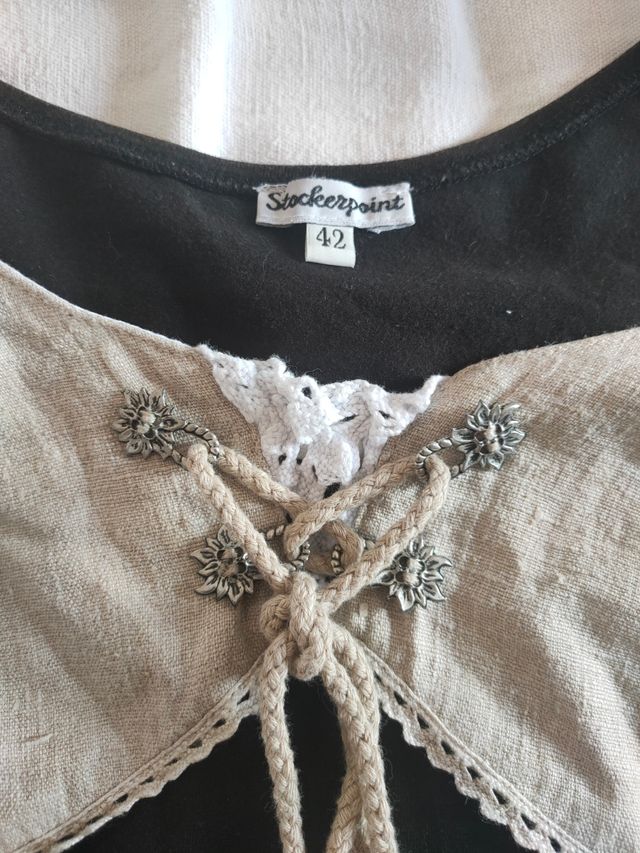 Camicetta tirolese nera e beige tg M