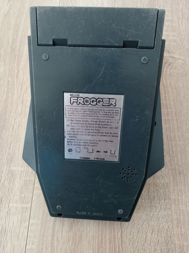 FROGGER GAKKEN LSI GAME KONAMI 1981 MADE IN JAPAN