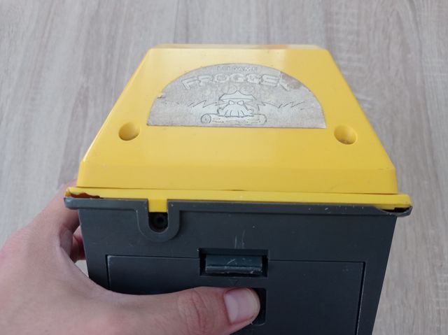 FROGGER GAKKEN LSI GAME KONAMI 1981 MADE IN JAPAN