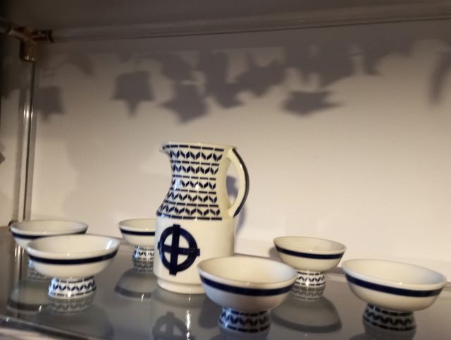 Jarra y 6 pocillos Sargadelos