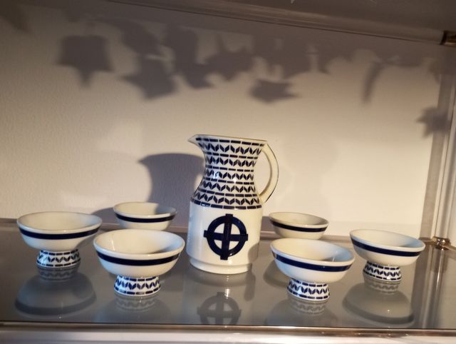 Jarra y 6 pocillos Sargadelos