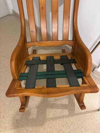Mecedora madera estilo vintage