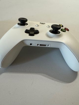 2 Mandos Xbox One Blancos