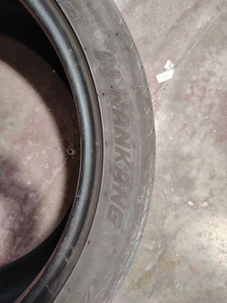 Neumático 245/45 R20 103Y