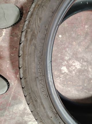 Neumático 245/45 R20 103Y