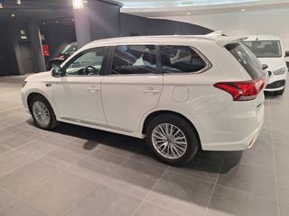 Mitsubishi Outlander kaiteki