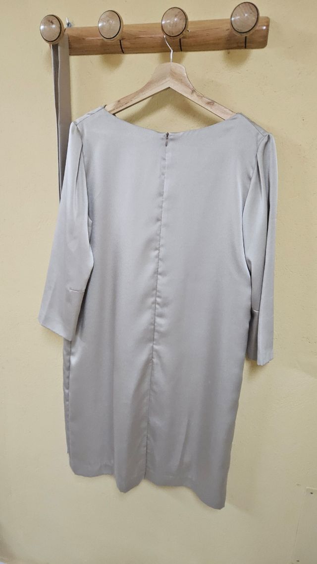 Vestido beige boda mujer