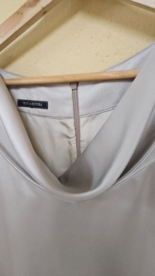 Vestido beige boda mujer