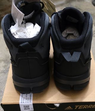 Adidas Terrex AX4 MID GTX - grises