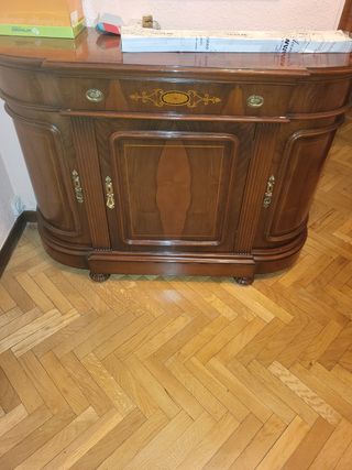 Mueble recibidor madera marrón