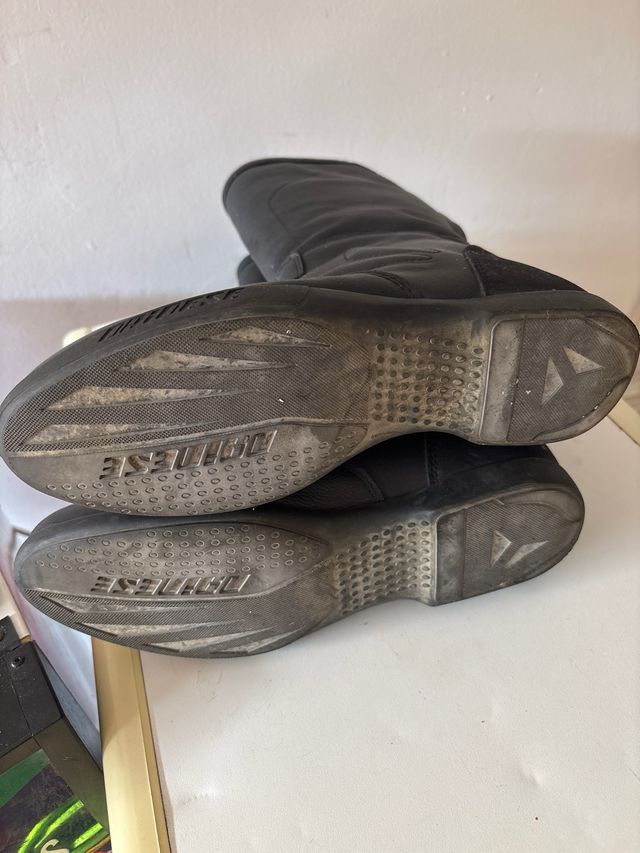 Botas moto piel numero 40