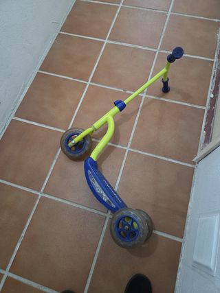 Patinete 3 ruedas Juguetos. Para noños/as de 3 a 6