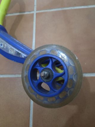Patinete 3 ruedas Juguetos. Para noños/as de 3 a 6