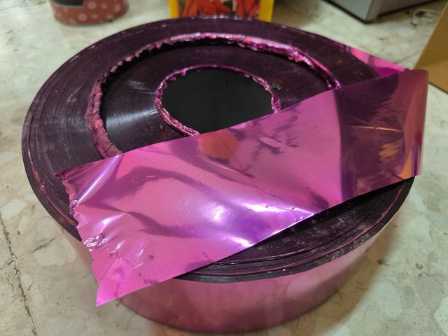 Cintas y papel de envolver