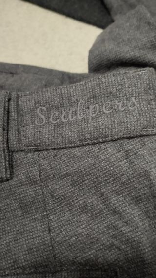 Pantalón Scalpers gris claro hombre