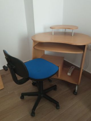 Mesa escritorio + silla oficina